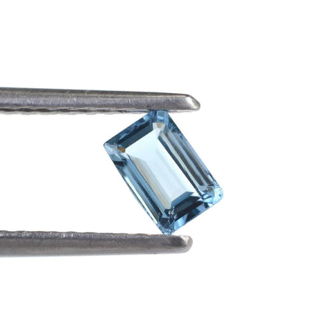aquamarine emerald cut 6x4mm loose gemstone