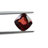 Garnet cushion cut - 8mm