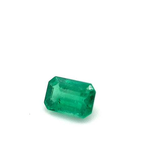 Emerald - emerald cut - 6.7x4.7 mm