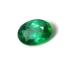 Emerald oval shape -  9 x 6 mm