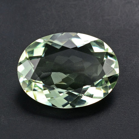 Green 2025 amethyst birthstone