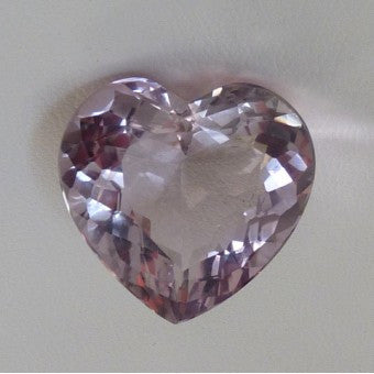 Lavender quartz heart shape - 24 x 23 mm