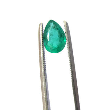 Emerald pear shape - 9.5 x 6 mm